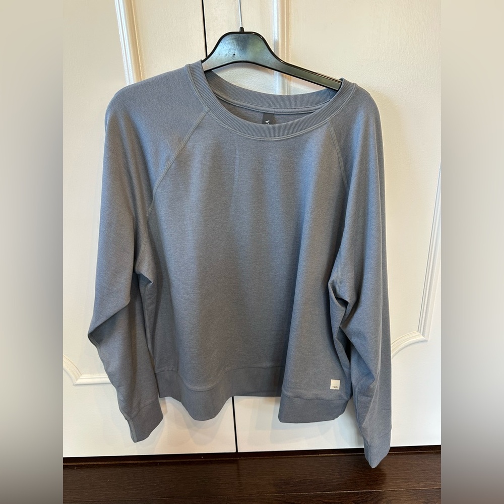 NWT Vuori Long Sleeve Top halo crew sweatshirt “flint heater” x-large